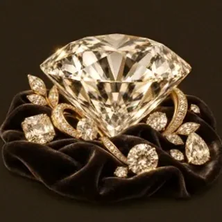 Faceted diamond gemstone — Kingmaker Casino